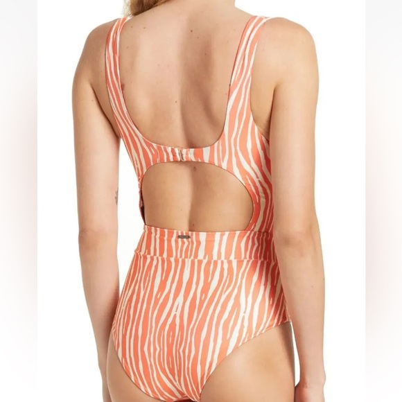 Maaji Serengueti sherbet reversible tie front one piece bathing suit size small - Picture 3 of 7